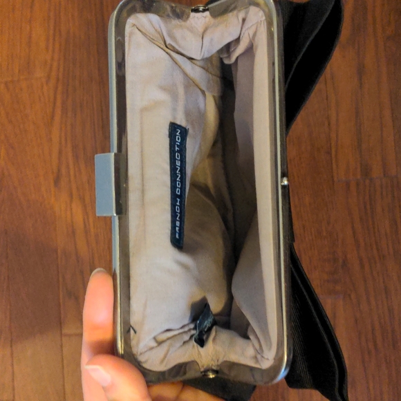 Black Bow Clutch - Picture 3 of 3